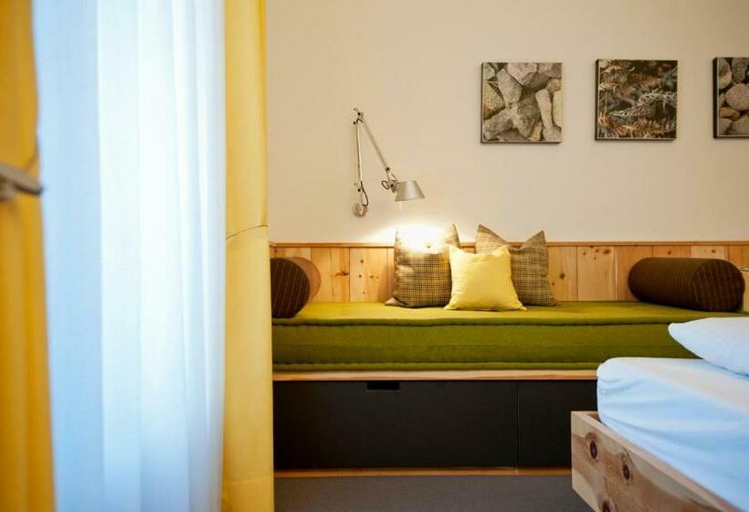 酒店 & Gasthof Zum Hirschen