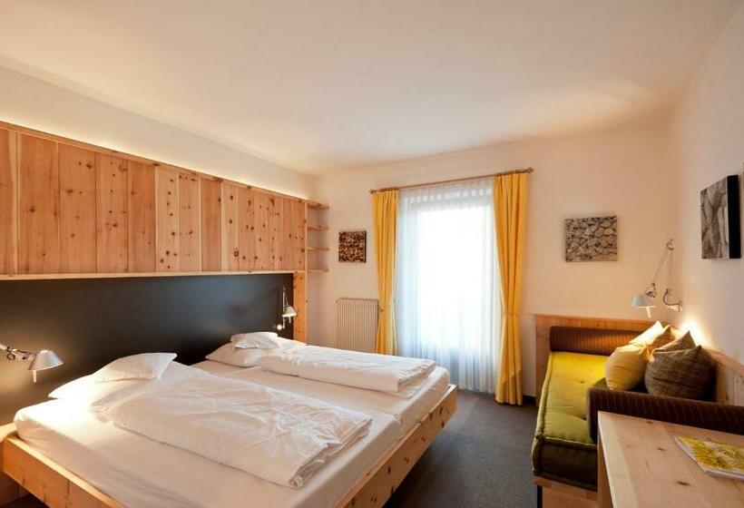 酒店 & Gasthof Zum Hirschen