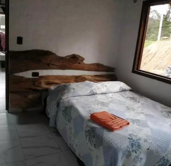 Hotelli Monteverde Sutatausa