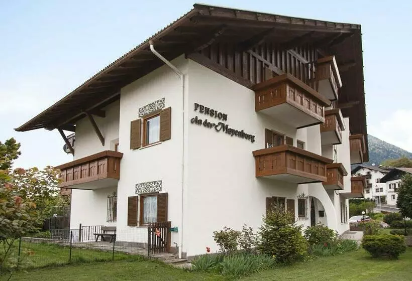 ホテル Pension An Der Mayenburg