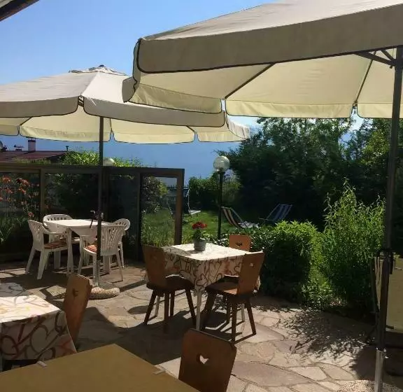 ホテル Pension An Der Mayenburg