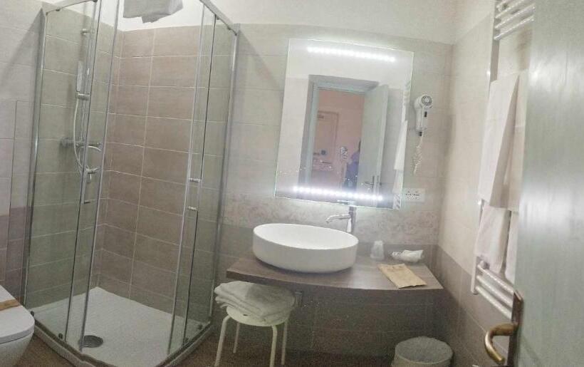 فندق Pineta Ristorante Country House In Fabriano