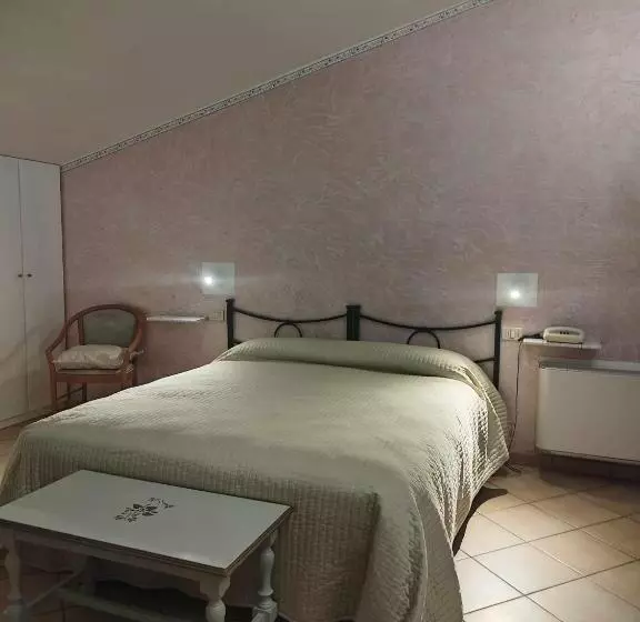 Hotelli Pineta Ristorante Country House In Fabriano