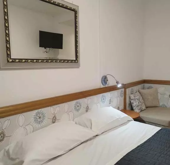 Hotelli Pineta Ristorante Country House In Fabriano