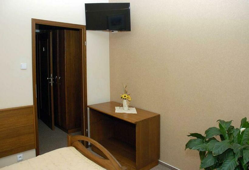 Отель Restaurant Modrá Hvězda