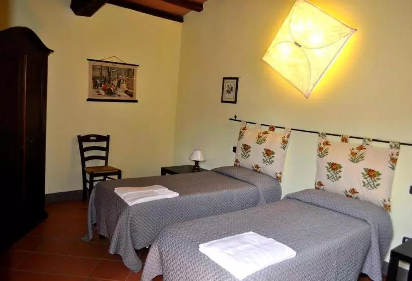 ホテル Tenuta Poggetti E Santa Laura