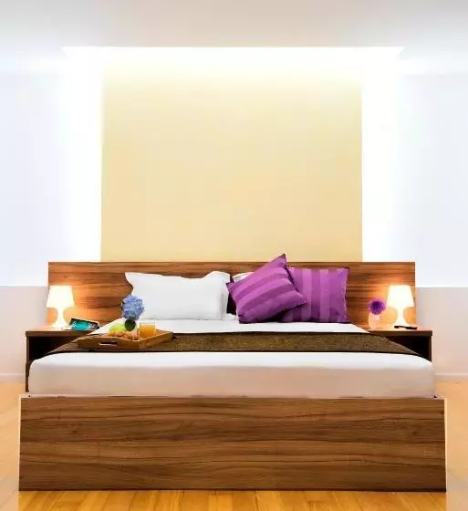 6 Apartments