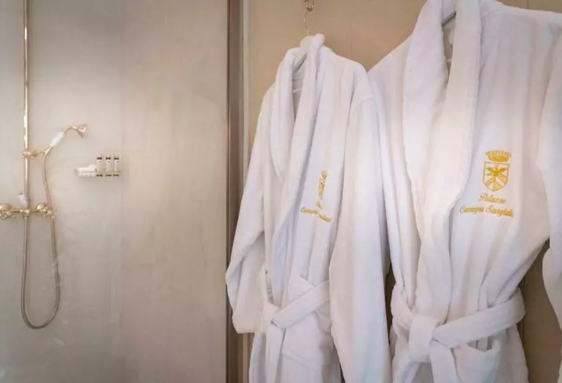 ベッドアンドブレックファースト Palazzo Cavagna Sangiuliani