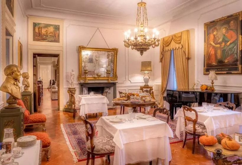 ベッドアンドブレックファースト Palazzo Cavagna Sangiuliani