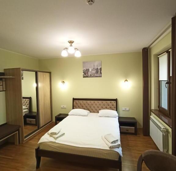 Hotel явір резорт