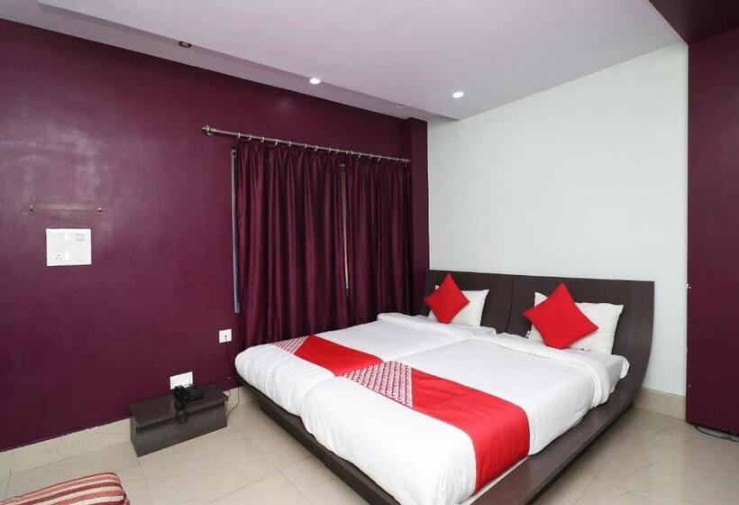 Hotelli Collection O 26984 New Sky Star