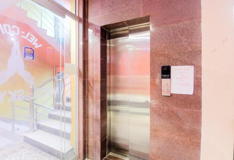 Hotelli Collection O 26984 New Sky Star