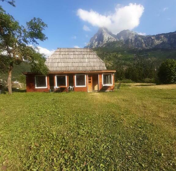 פנסיון Bujtina 2