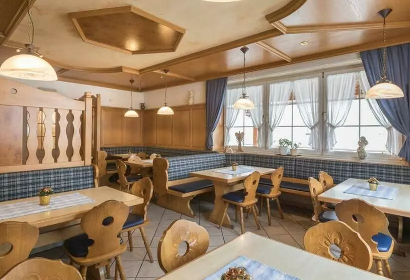 Retkeilymaja Landgasthof Krone