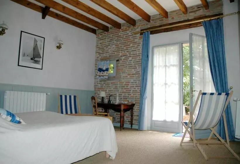 Aamiaismajoitus (B&B) Chambres D Hotes Les Douves