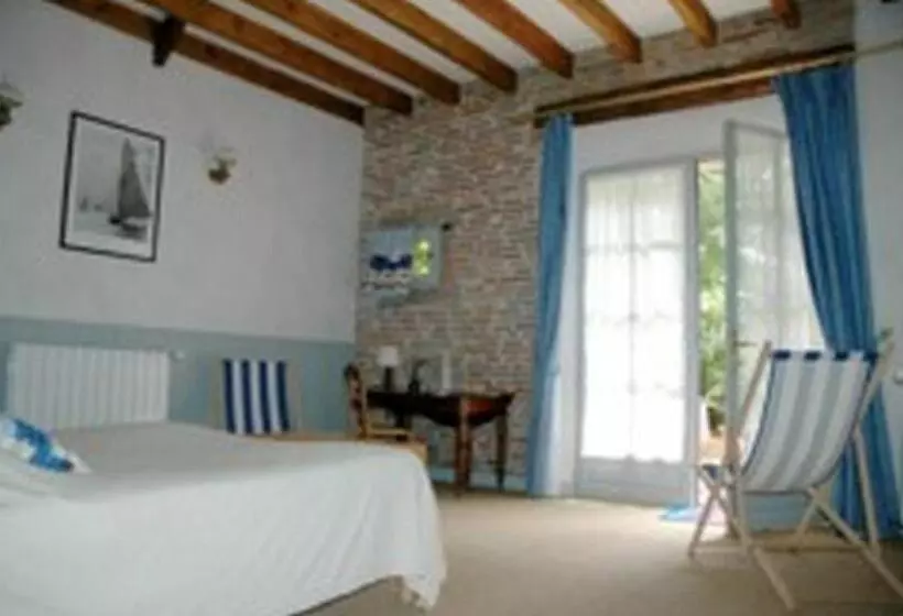 Aamiaismajoitus (B&B) Chambres D Hotes Les Douves