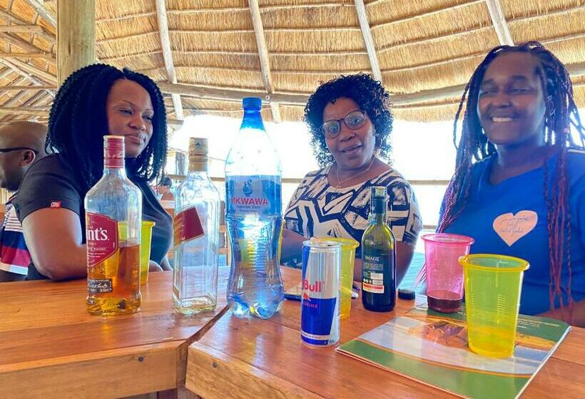 ベッドアンドブレックファースト Mabata Makali Luxury Tented Camp