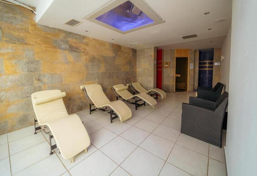 هتل Aqua Thermal Spa