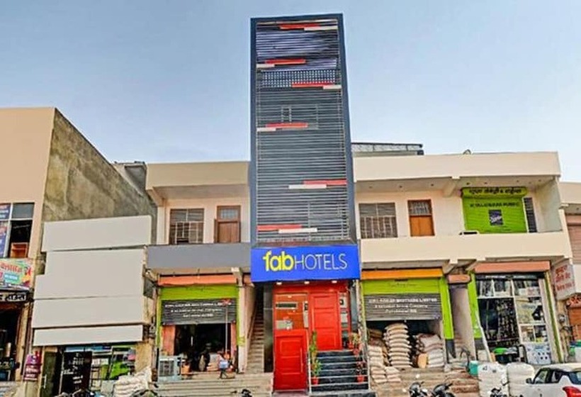 Fabhotel Indian Tulip