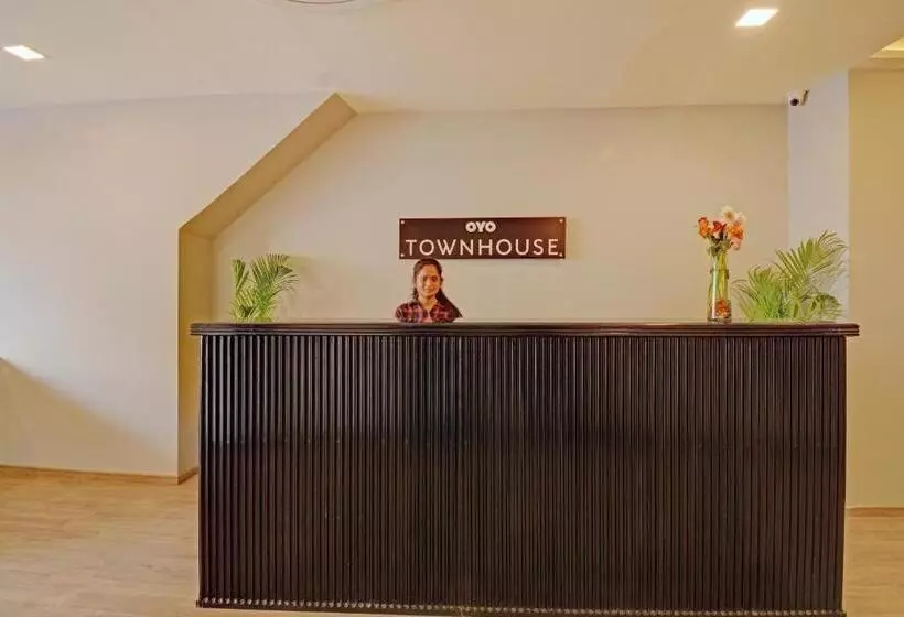 Fabhotel Indian Tulip
