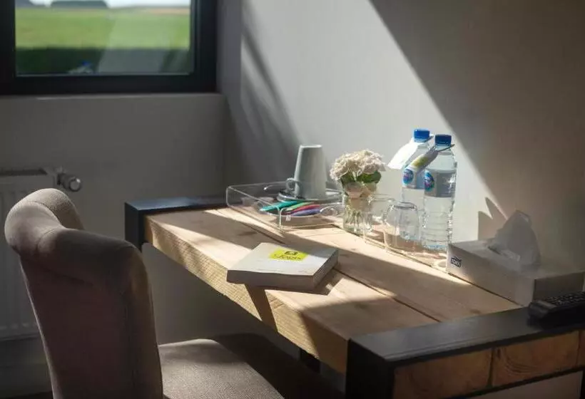 ホテル L Aérodrome De La Baie De Somme