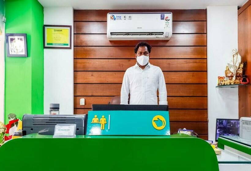 호텔 Spot On 78907 Sai Palace Inn