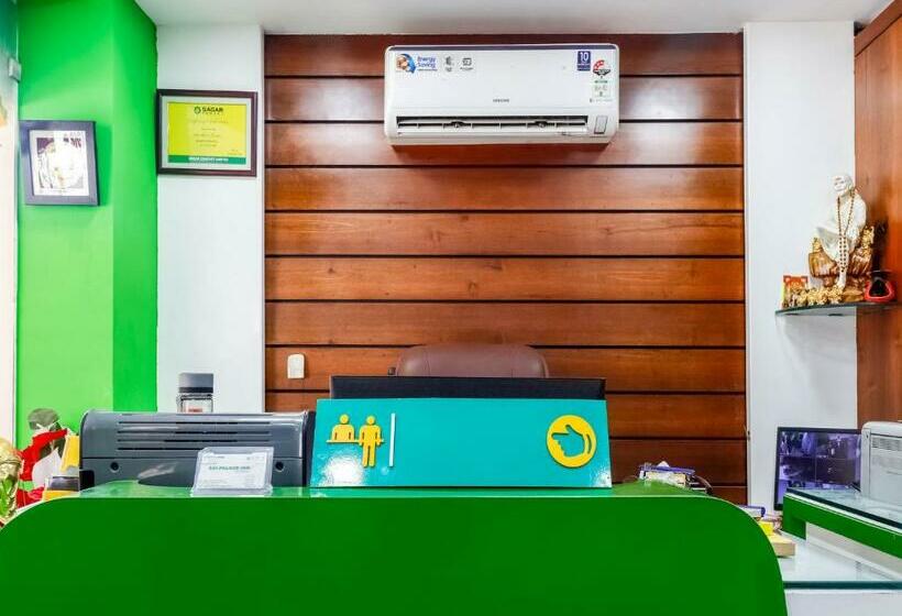 호텔 Spot On 78907 Sai Palace Inn