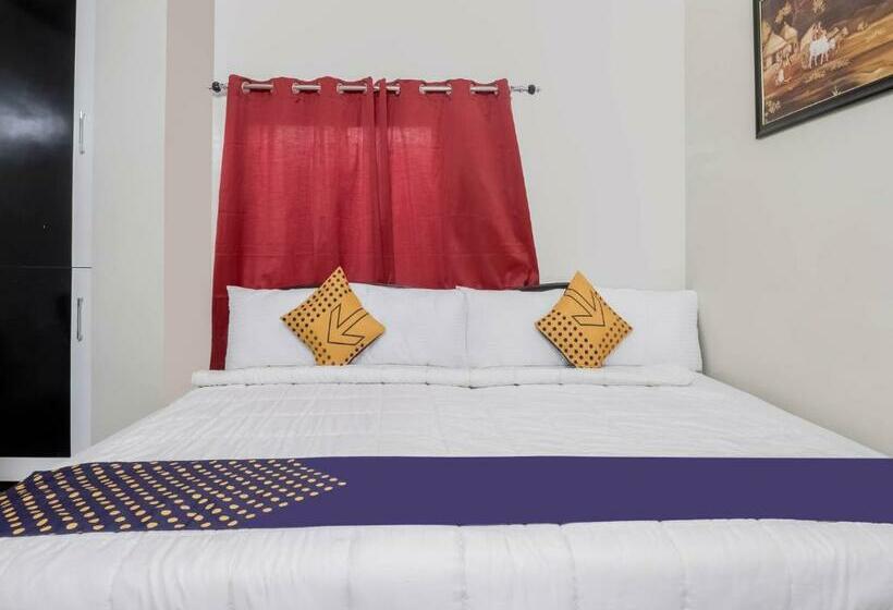 호텔 Spot On 78907 Sai Palace Inn