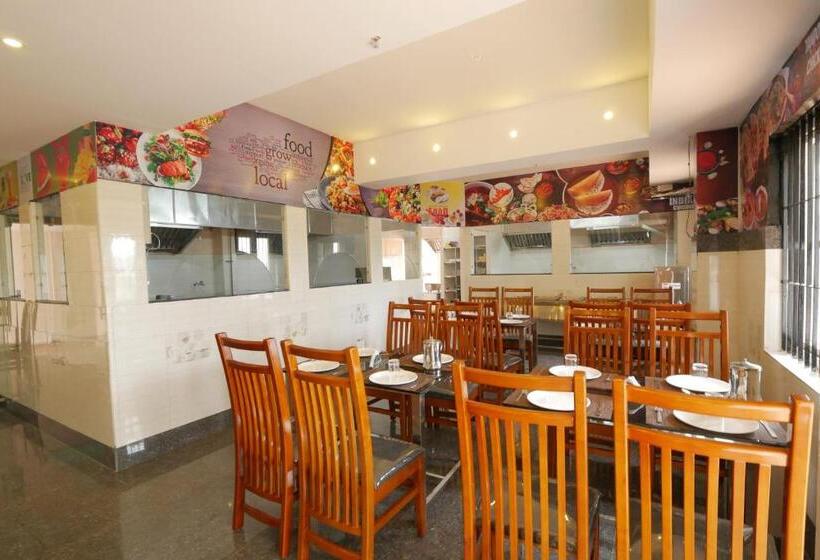 Hotell Wayanad Square