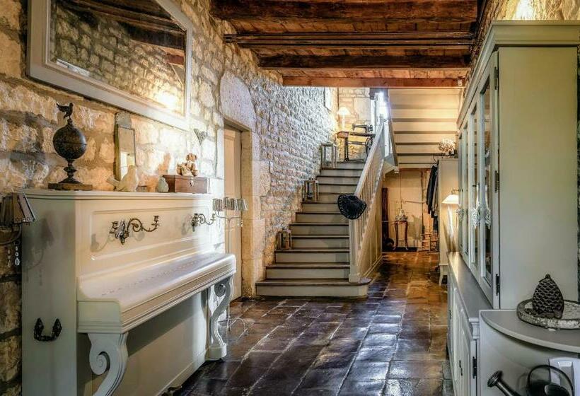 بنسيون Les Vents Bleus