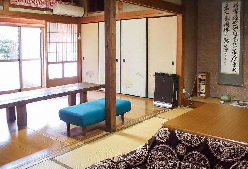 بنسيون Shingu Guest House 奏