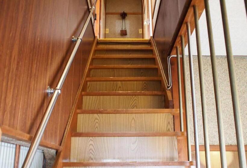 بنسيون Shingu Guest House 奏