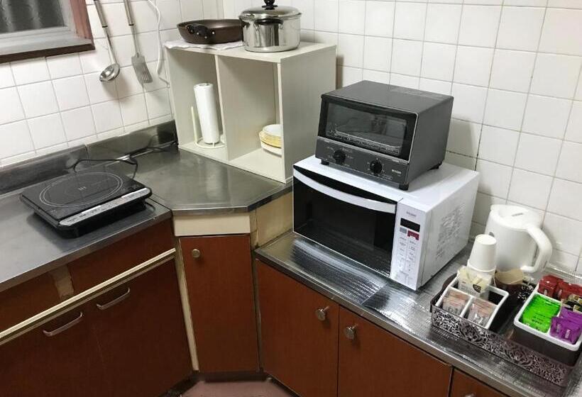 بنسيون Shingu Guest House 奏