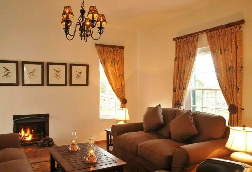 Lomakeskus De Hoop Collection  Opstal Houses