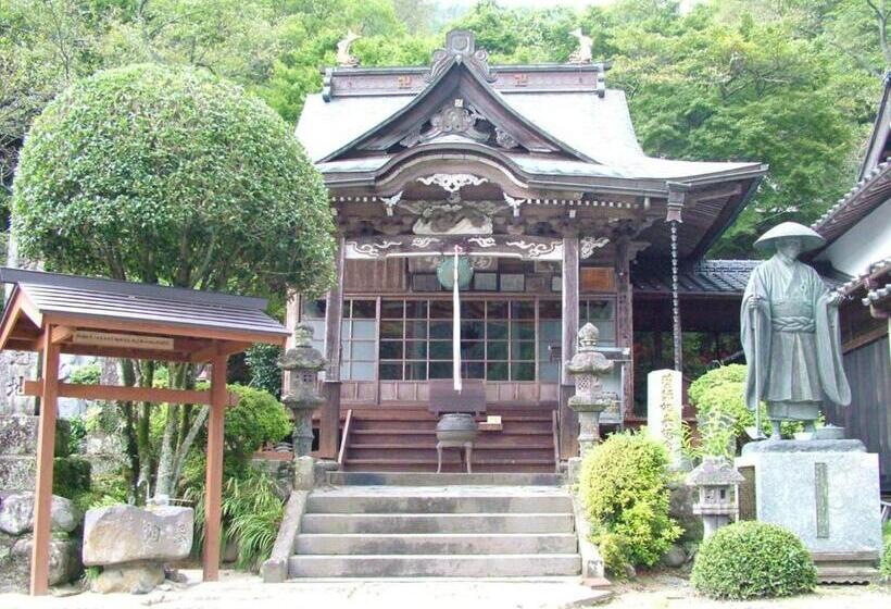 ריוקאן Greenpia Yame