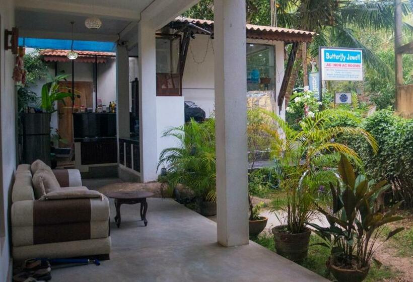 צימר Butterfly Jewel