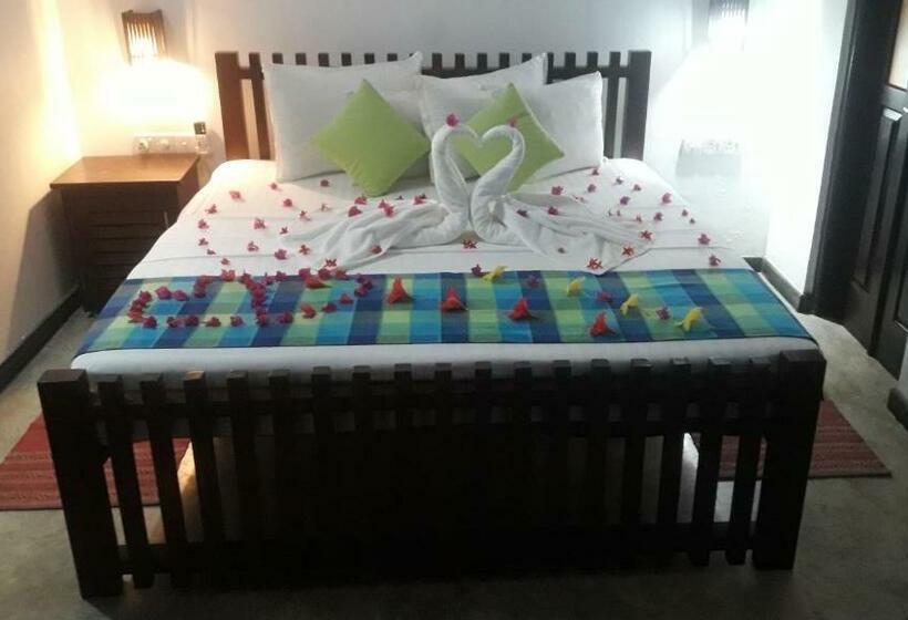 צימר Butterfly Jewel