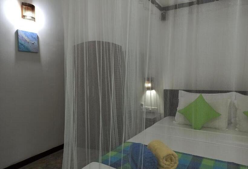 צימר Butterfly Jewel