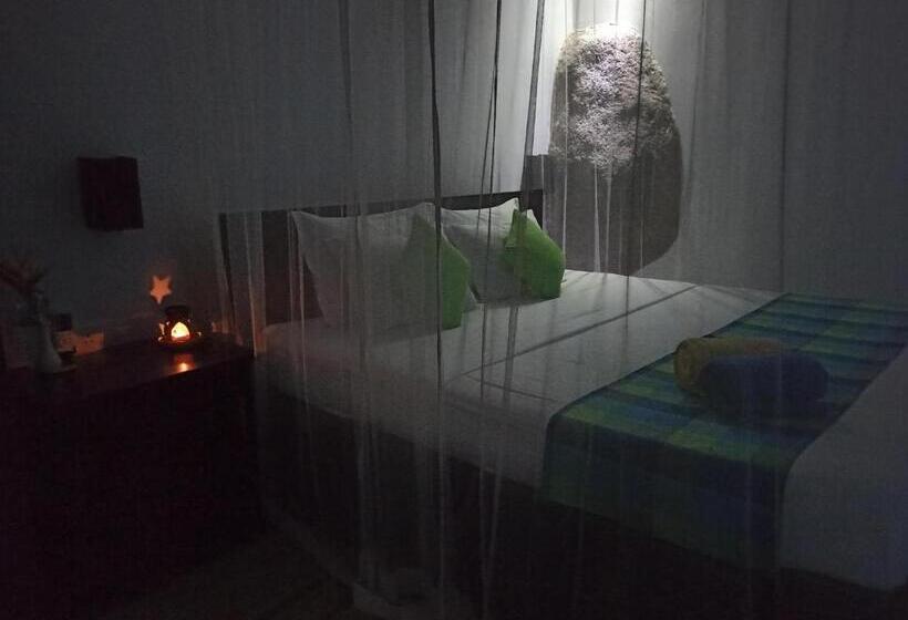 צימר Butterfly Jewel