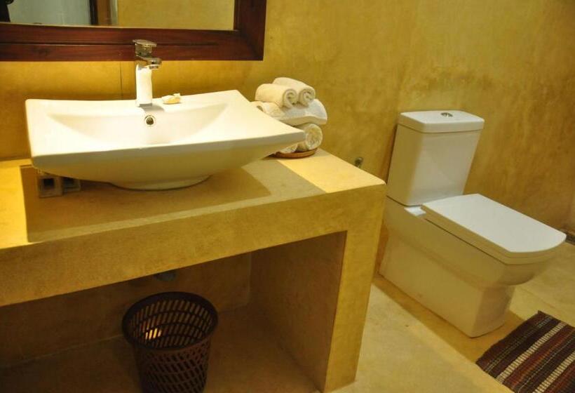 צימר Butterfly Jewel