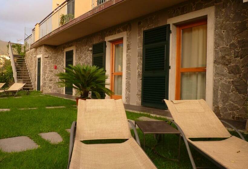 بنسيون La Gerbera