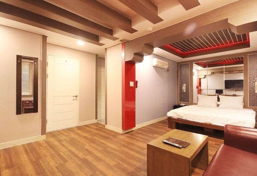 Отель Dongdaegu Station Eastern