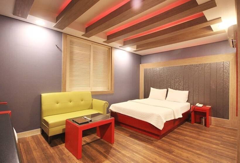 Отель Dongdaegu Station Eastern