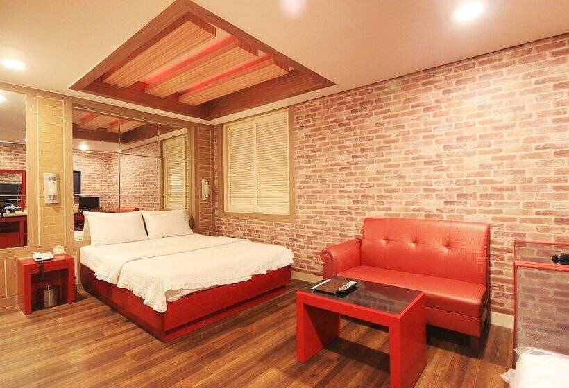 Отель Dongdaegu Station Eastern