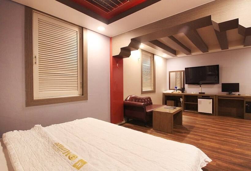 Отель Dongdaegu Station Eastern