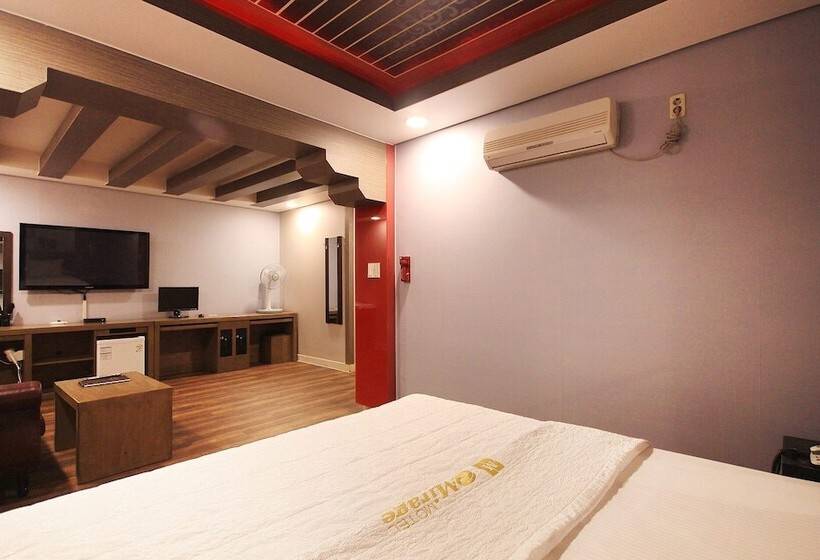 Отель Dongdaegu Station Eastern