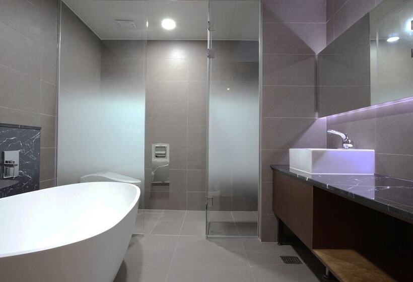 בית מלון כפרי Suwon Yeongtong Bali