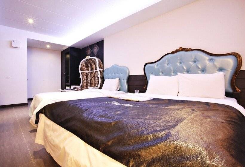 בית מלון כפרי Suwon Yeongtong Bali