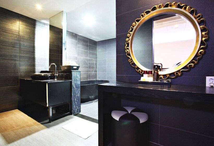 בית מלון כפרי Suwon Yeongtong Bali