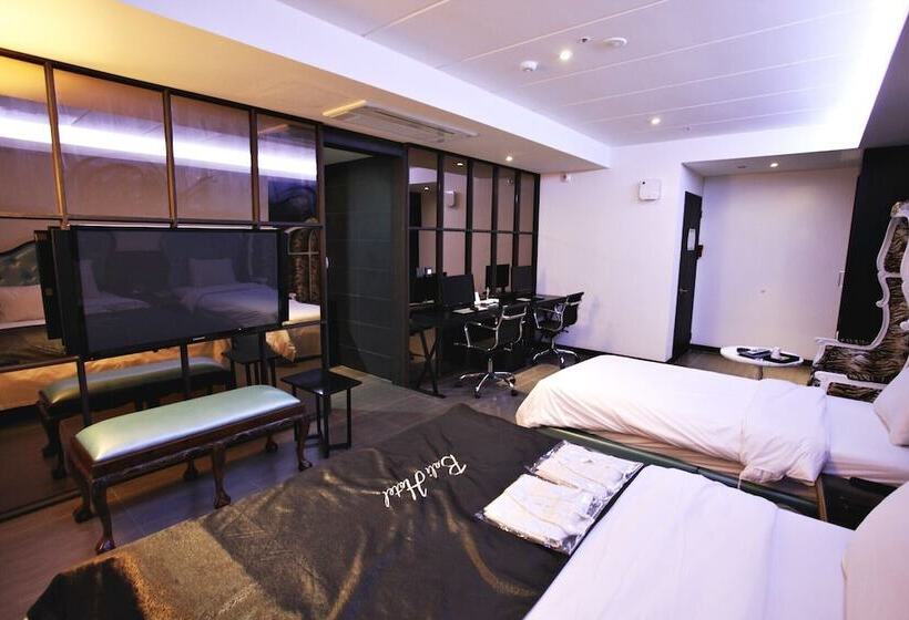 בית מלון כפרי Suwon Yeongtong Bali